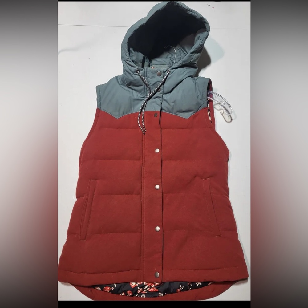 Rare Patagonia Bivy Vest Women's Medium Drumfire Red Puffer Down MushroomsHooded